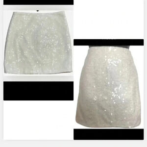 KENAR WHITE SEQUINED MINI SKIRT LINED STRETCHY SIZE 6